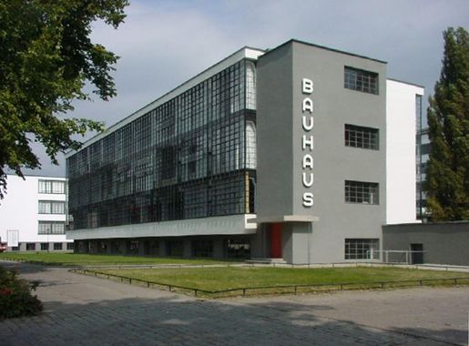 File:Bauhaus.JPG - Wikipedia