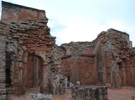 File:La Santisima Trinidad de Paraná - main building overview.JPG -  Wikimedia Commons