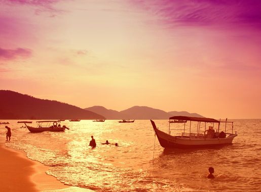 File:34 Sunset at Batu Ferringhi beach, Penang, Malaysia.jpg - Wikimedia  Commons