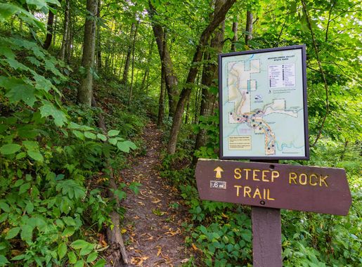 File:Steep Rock Trail - Beaver Creek Valley State Park (37269617965).jpg -  Wikimedia Commons