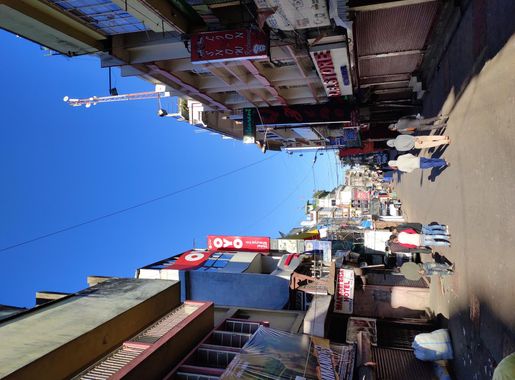 File:Police Bazar Road, Shillong in Morning.jpg - Wikimedia Commons