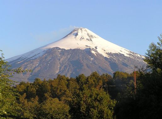 File:Villarrica 2245.jpg - Wikimedia Commons