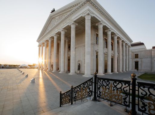 File:Astana Opera House.jpg - Wikipedia