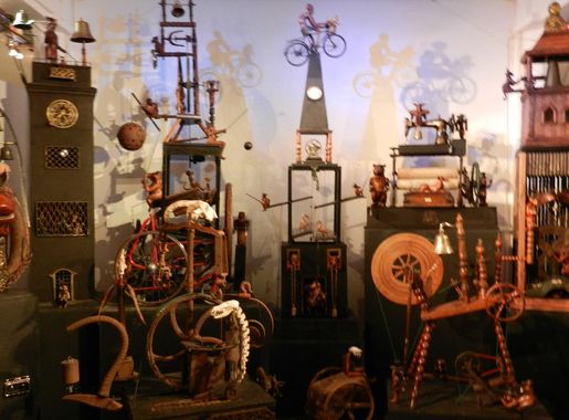 File:Sharmanka Kinetic Theatre 01.JPG - Wikimedia Commons