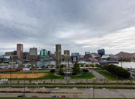 File:A view of Inner Harbor from Federal Hill Park.jpg - Wikimedia Commons