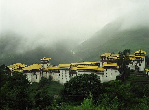 Slika:Trongsa Dzong 2001 a.jpg - Wikipedija, prosta enciklopedija