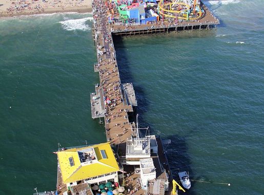 File:Los Angeles Aerial Santa Monica Pier 1.JPG - Wikimedia Commons