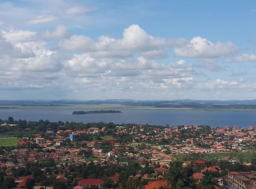File:Lake Victoria- Kampala-Uganda 1.jpg - Wikimedia Commons