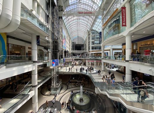 File:CF Tornoto Eaton Centre 202205.jpg - Wikimedia Commons