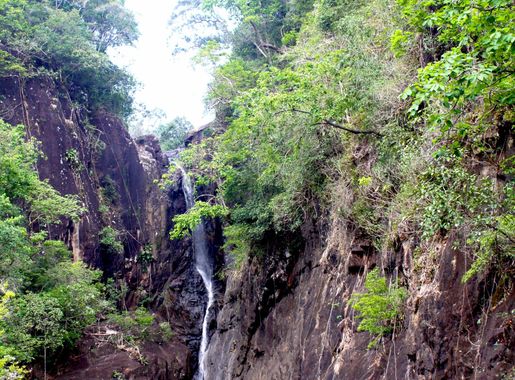 Файл:Koh Chang - waterfall Klong Plu.jpg — Вікіпедія