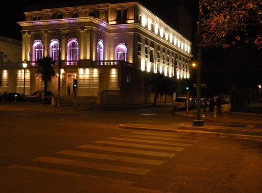Archivo:FOTOGRAFÍA NOCTURNA -TEATRO SAN MARTÍN - SAN MIGUEL DE TUCUMÁN -  ARGENTINA.JPG - Wikipedia, la enciclopedia libre