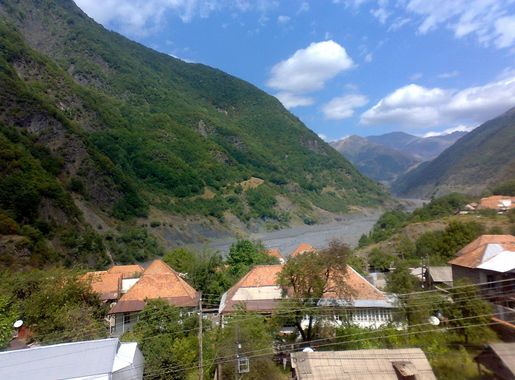 File:ILiSU Village - iLiSU kendi sekilleri 2 - panoramio.jpg - Wikimedia  Commons