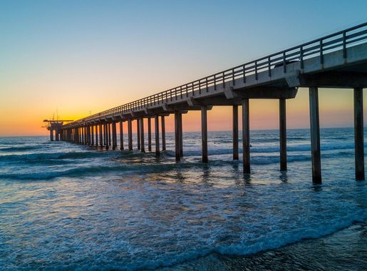 File:Ellen Browning Scripps Memorial Pier, La Jolla , United States  (Unsplash).jpg - Wikimedia Commons