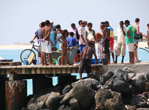 File:Locals on jetty, Santa Maria, Sal, Cape Verde (4334036419).jpg -  Wikimedia Commons