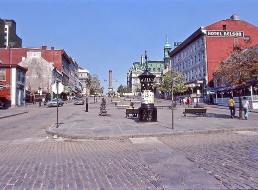 File:1979-07 Place Jacques-Cartier.jpg - Wikimedia Commons