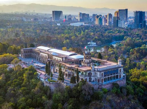 File:Chapultepec Castle Mexico City.webp - Wikimedia Commons