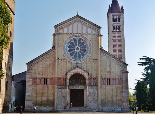 File:Verona Basilica di San Zeno Maggiore Fassade 4.jpg - Wikimedia Commons