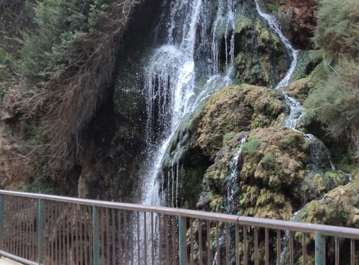 File:Derna waterfalls.JPG - Wikimedia Commons