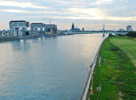 File:Cologne (Köln) Rhine River view.jpg - Wikimedia Commons