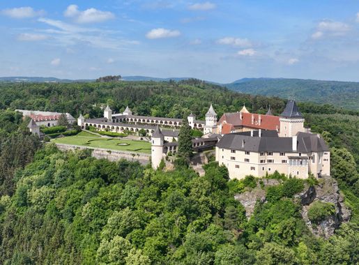 File:Rosenburg - Schloss (5).JPG - Wikimedia Commons