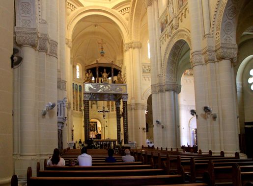File:Basilica Ta Pinu Gozo Malta 2014 4.jpg - Wikipedia