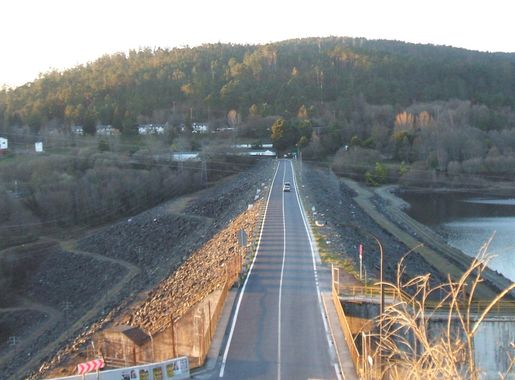 File:Presa de Portodemouros.jpg - Wikimedia Commons