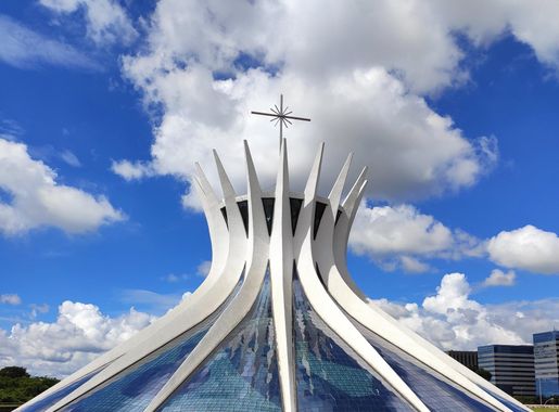 File:Catedral Metropolitana de Brasilia.jpg - Wikipedia