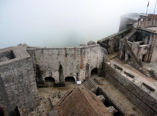 File:Citadelle La Ferrière Haiti (8070545733).jpg - Wikimedia Commons
