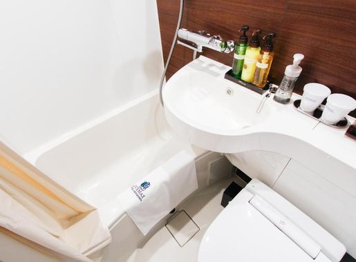Hotel Livemax Shinsaibashi East Osaka: Hotel with Budget Price 4833JP¥ |  Best Deals on osaka-hotelsinfo.com