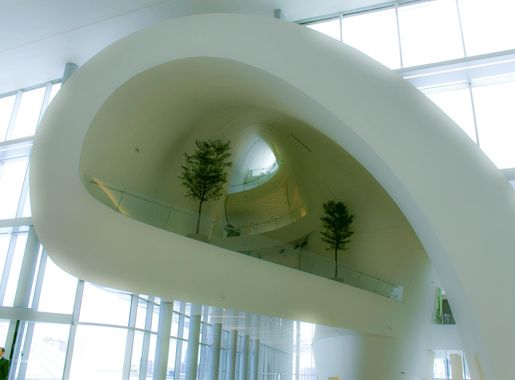 File:Interior of Heydar Aliyev Center.jpeg - Wikipedia