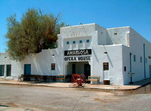 File:Amargosa Opera House.jpg - Wikimedia Commons