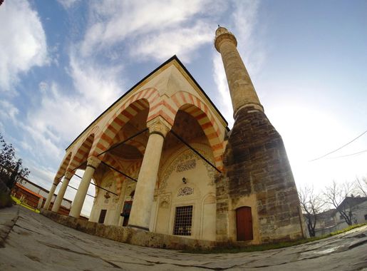 Датотека:The Hadum Mosque - Gjakovë.JPG — Википедија