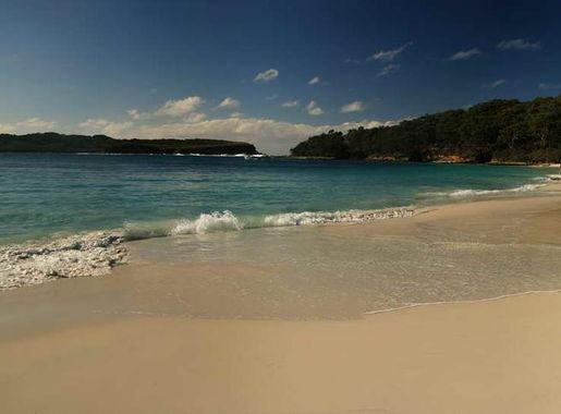 File:Murrays Beach.jpg - Wikimedia Commons