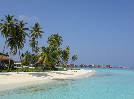 File:ALILA VILLAS HADAHAA MALDIVES 20 - panoramio.jpg - Wikimedia Commons