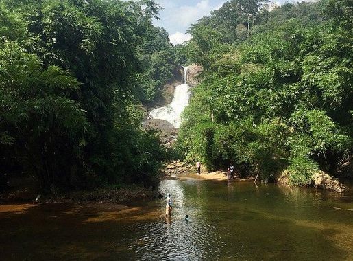 File:Bopath Ella.jpg - Wikimedia Commons