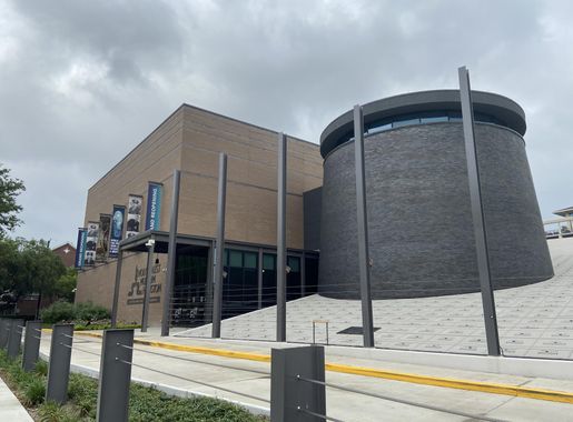 File:Holocaust Museum Houston E.jpg - Wikimedia Commons