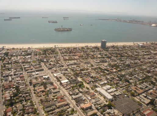 File:Bluff Park and Bluff Heights Long Beach California looking SW.JPG -  Wikimedia Commons