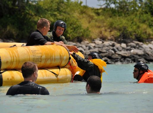 SERE instructors ensure water survival skills > Pacific Air Forces >  Article Display
