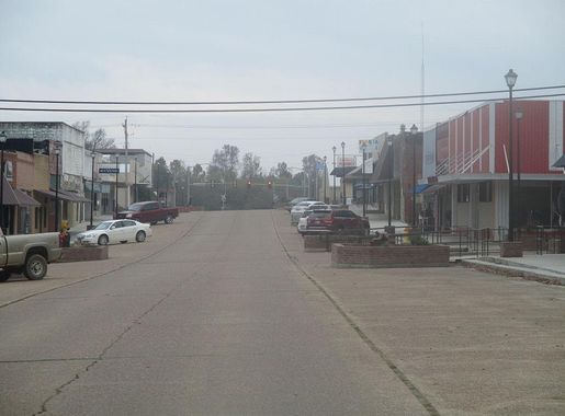 File:Downtown Broken Bow, OK IMG 8546.JPG - Wikimedia Commons