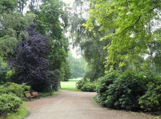 File:Grüneburgpark, Frankfurt - DSC01547.JPG - Wikimedia Commons