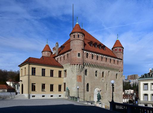 File:Château Saint-Maire Lausanne 2020.jpg - Wikipedia