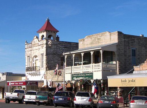 File:Fredericksburg historic district 2008.jpg - Wikimedia Commons