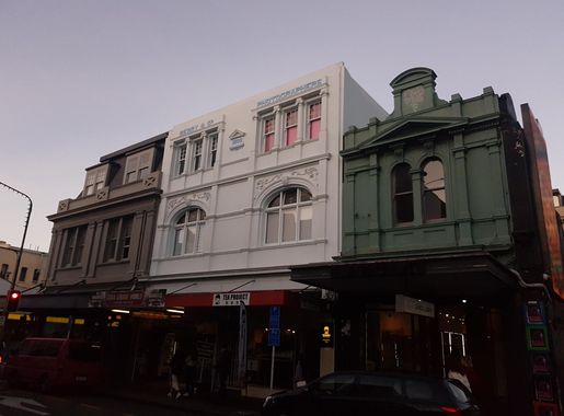 File:Upper Central Cuba Street at night.jpg - Wikimedia Commons