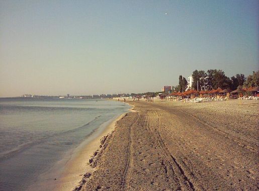 File:Plaja din Mamaia - panoramio.jpg - Wikimedia Commons