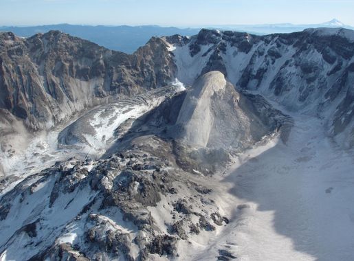 File:Whaleback, Mount St Helens volcanic crater (February 22 2005).jpg -  Wikipedia