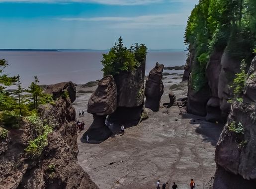 File:Hopewell Rocks New Brunswick (25194250697).jpg - Wikimedia Commons