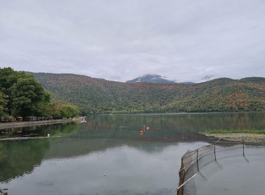 File:Nohurgöl lake, Azerbaijan.jpg - Wikimedia Commons