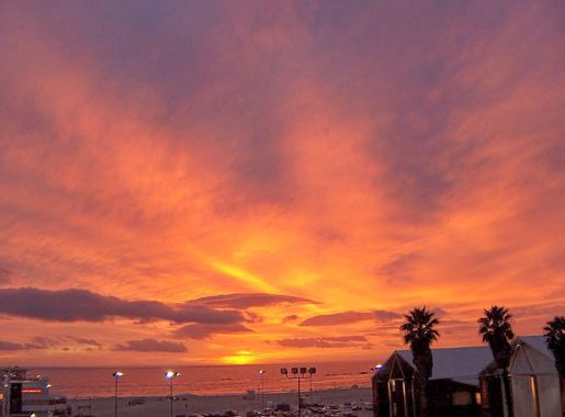 File:Santa Monica Sunset.JPG - Wikipedia