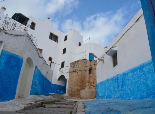 File:Une ruelle de la Kasbah des Oudayas.jpg - Wikipedia