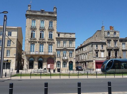 Fichier:Vue générale du 138 Quai des Chartrons.jpg — Wikipédia